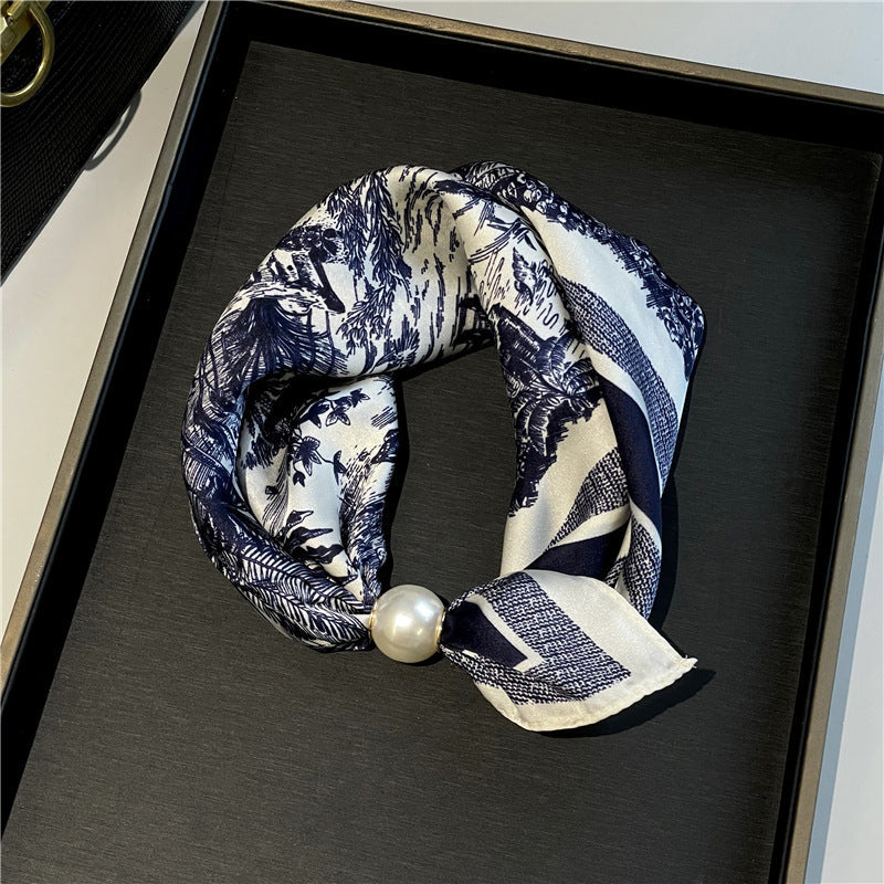 🧣 Effortless Glamour: Pop-On Pearl Necklace Scarf ✨